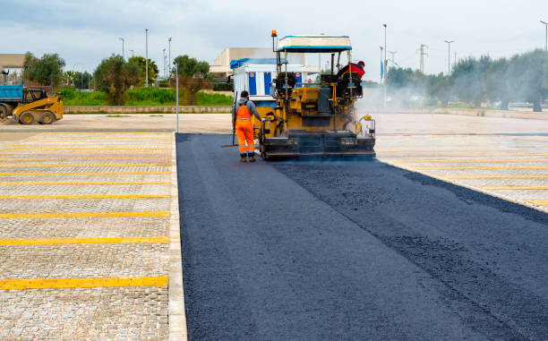 Best Concrete Driveway Installation  in Westwego, LA